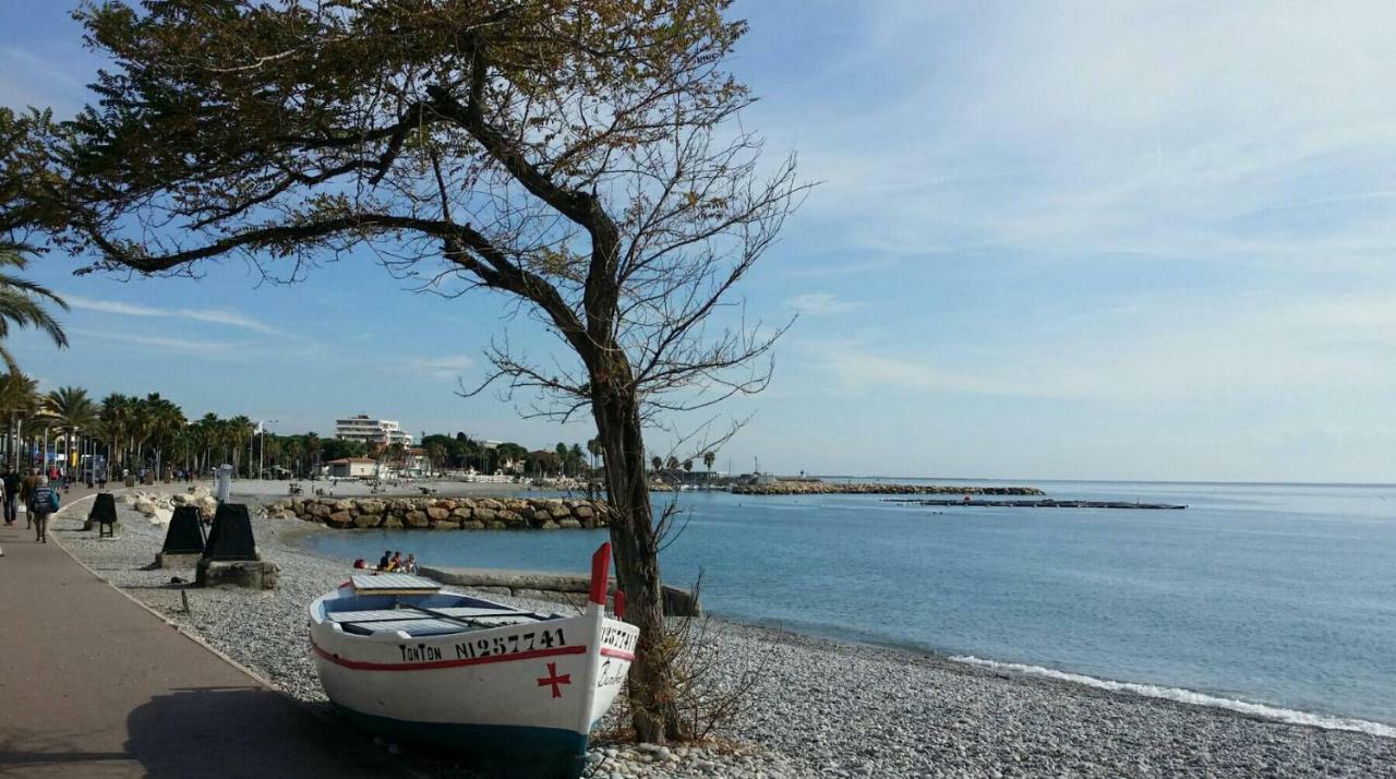 Le Laurier Daire Cagnes-sur-Mer Dış mekan fotoğraf